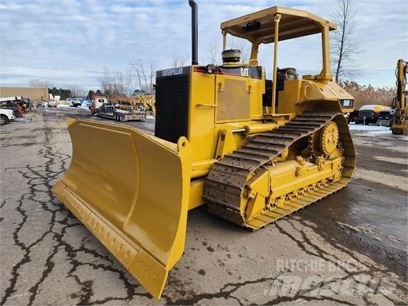 CAT D6M XL 크롤러 도저