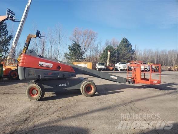 SkyJack SJ40T 견인식 전동이동 리프트