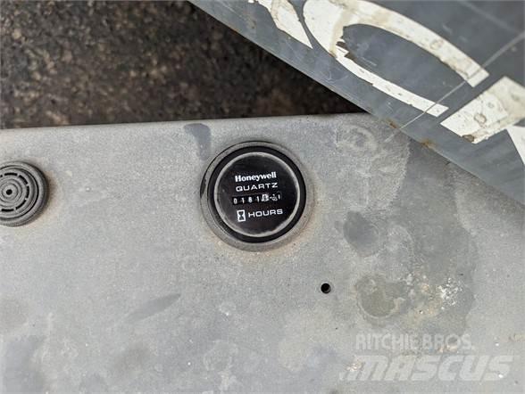 SkyJack SJ4626 가위형 리프트
