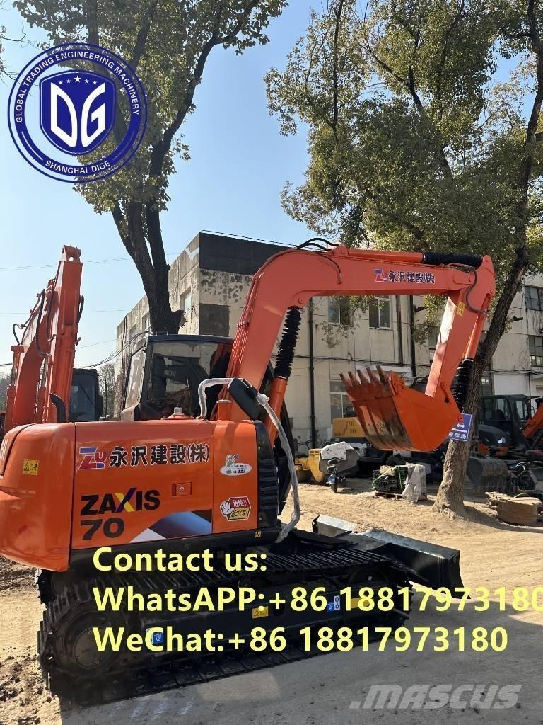 Hitachi ZX 70 소형 굴삭기 7톤 미만