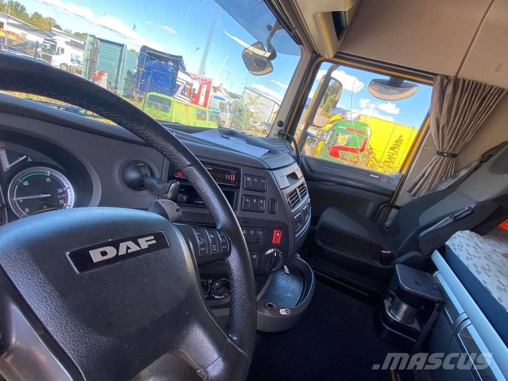 DAF FAN XF 탑차 트럭