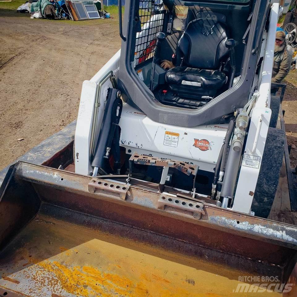 Bobcat S 450  스키드로더