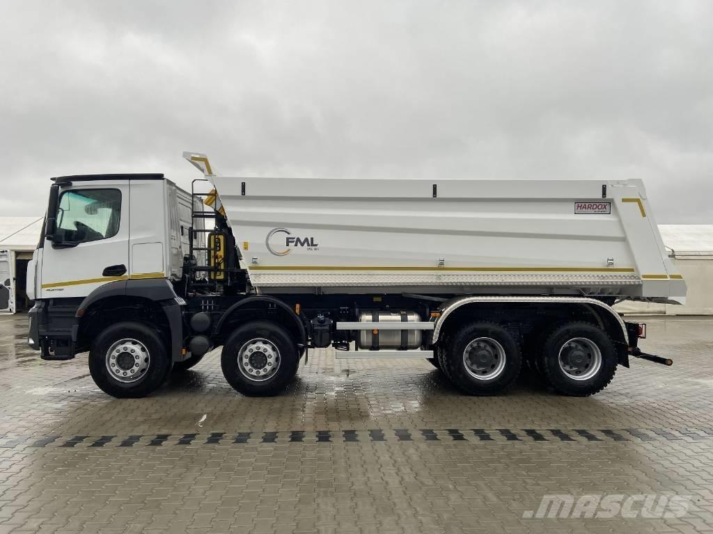 Mercedes-Benz 4143 덤프 트럭