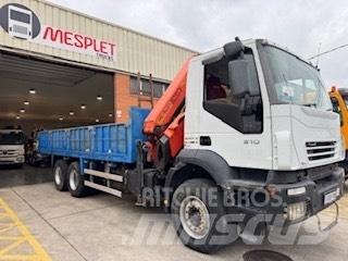 Iveco Trakker 310 크레인 트럭