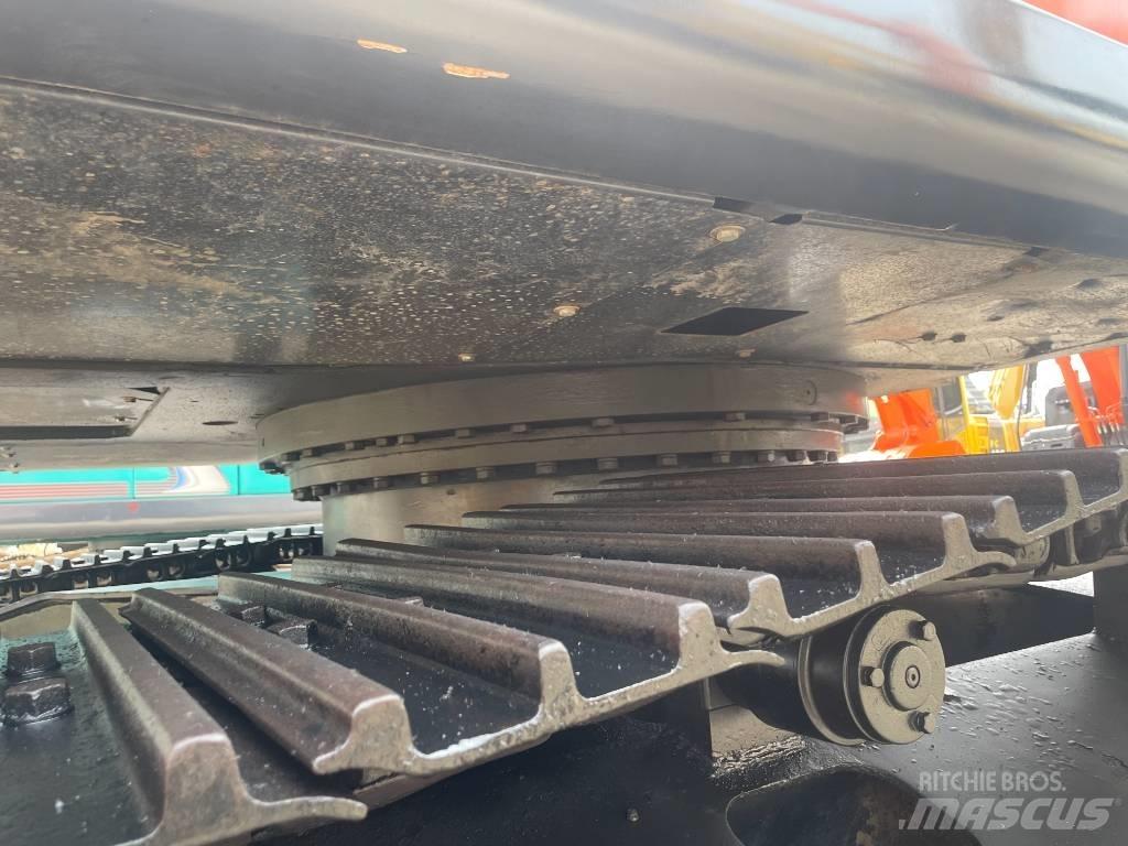 Hitachi ZX240 대형 굴삭기 29톤 이상