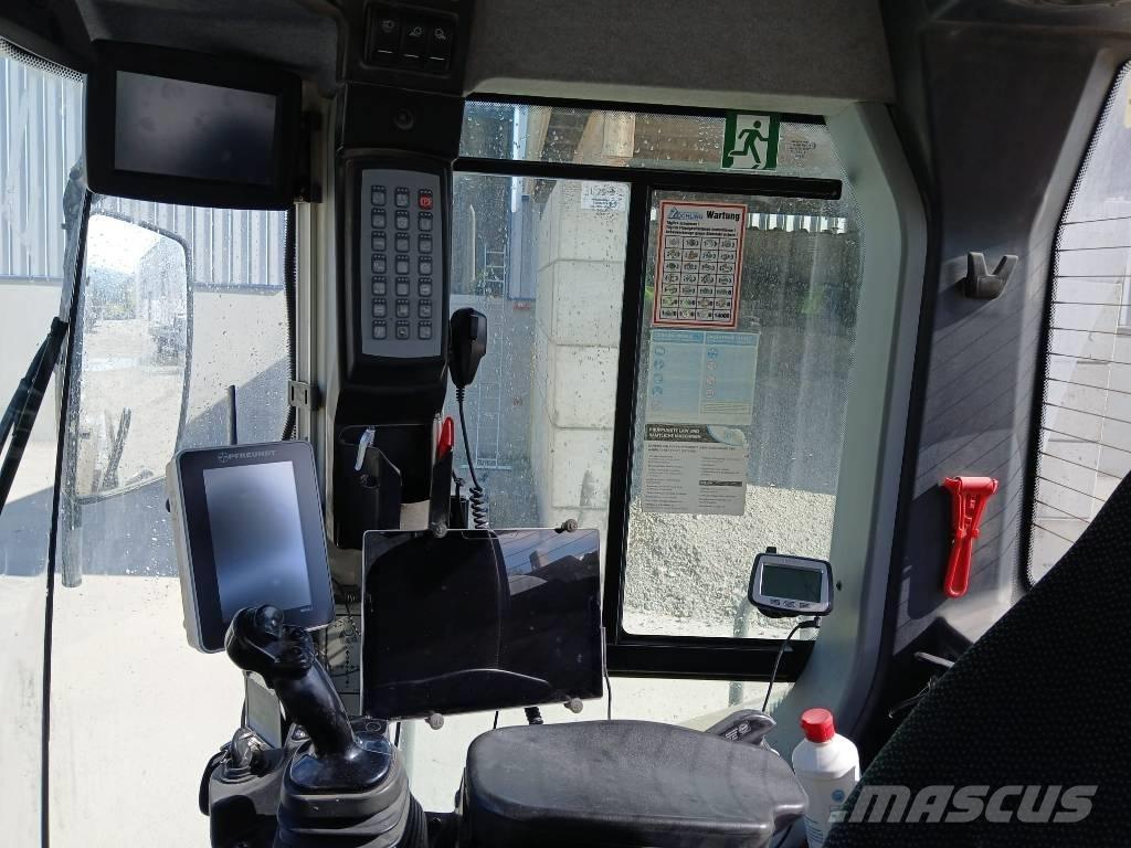 Liebherr L 550  휠로우더