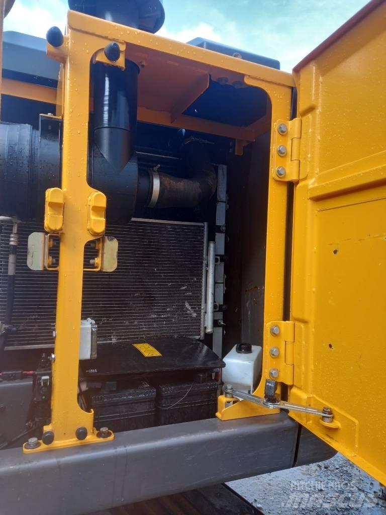 Volvo EC 160 대형 굴삭기 29톤 이상