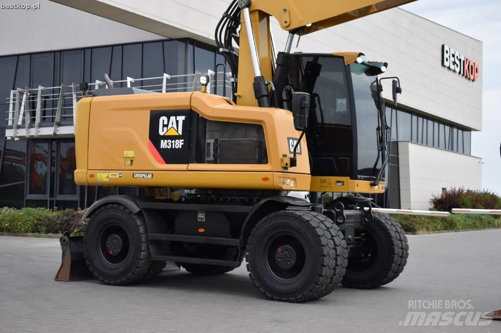 CAT M 318 F  휠 굴삭기