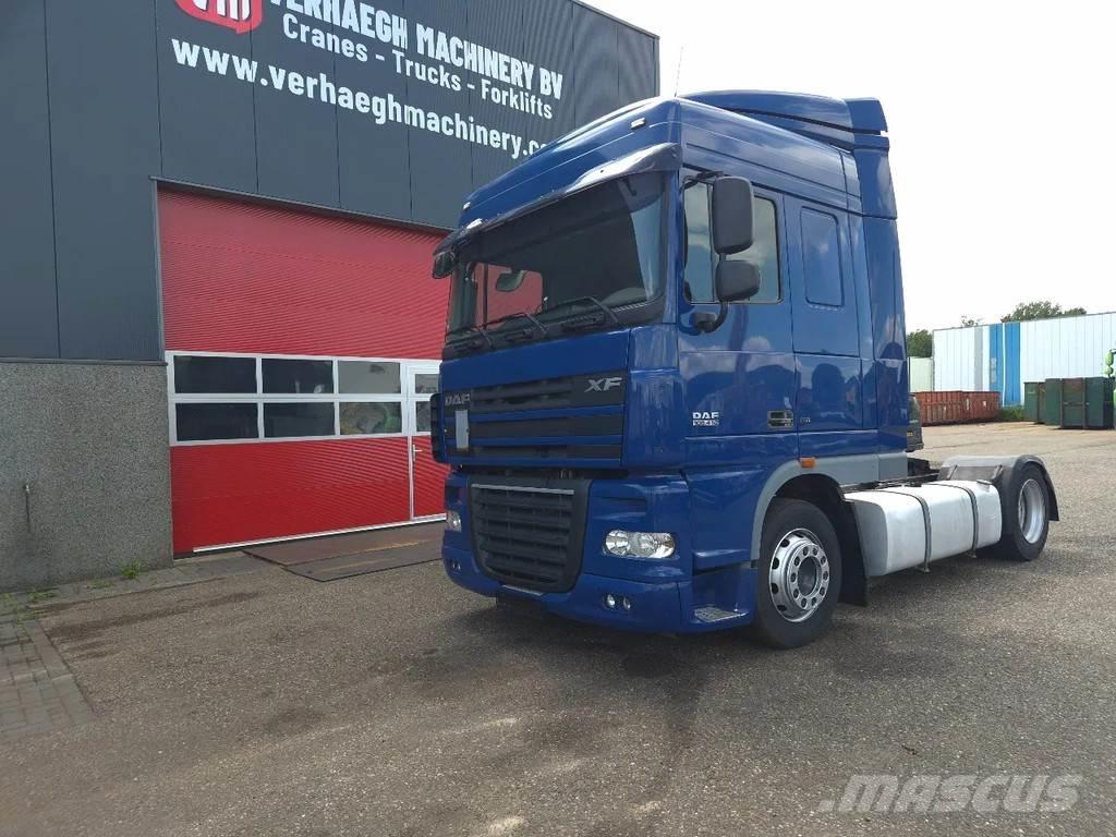 DAF XF 105.410 트랙터 유닛
