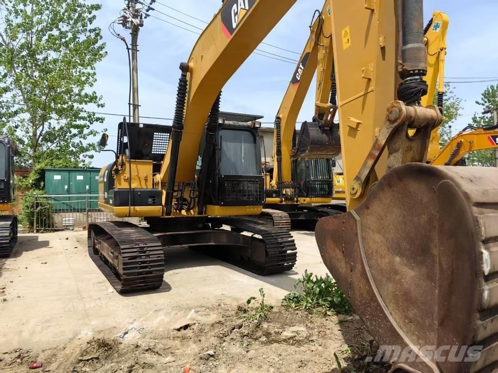 CAT 323 D 대형 굴삭기 29톤 이상