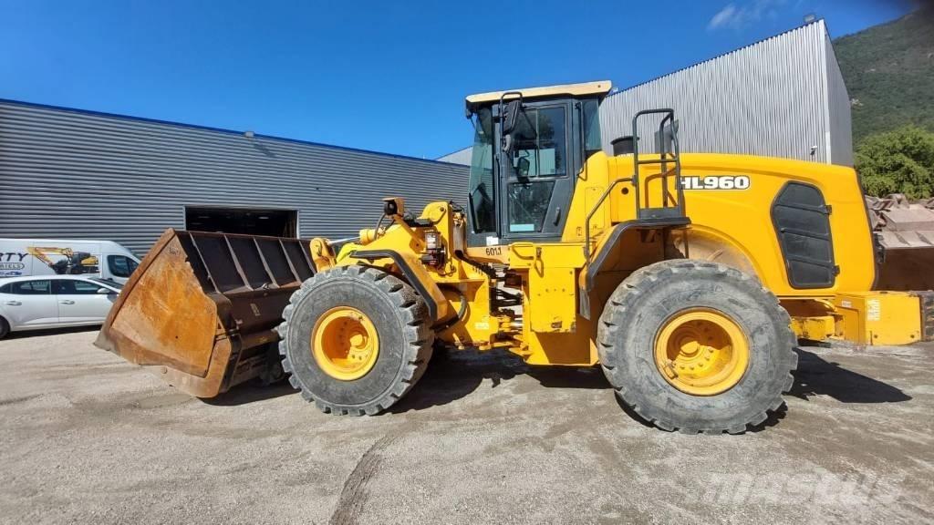 Hyundai HL 960  휠로우더