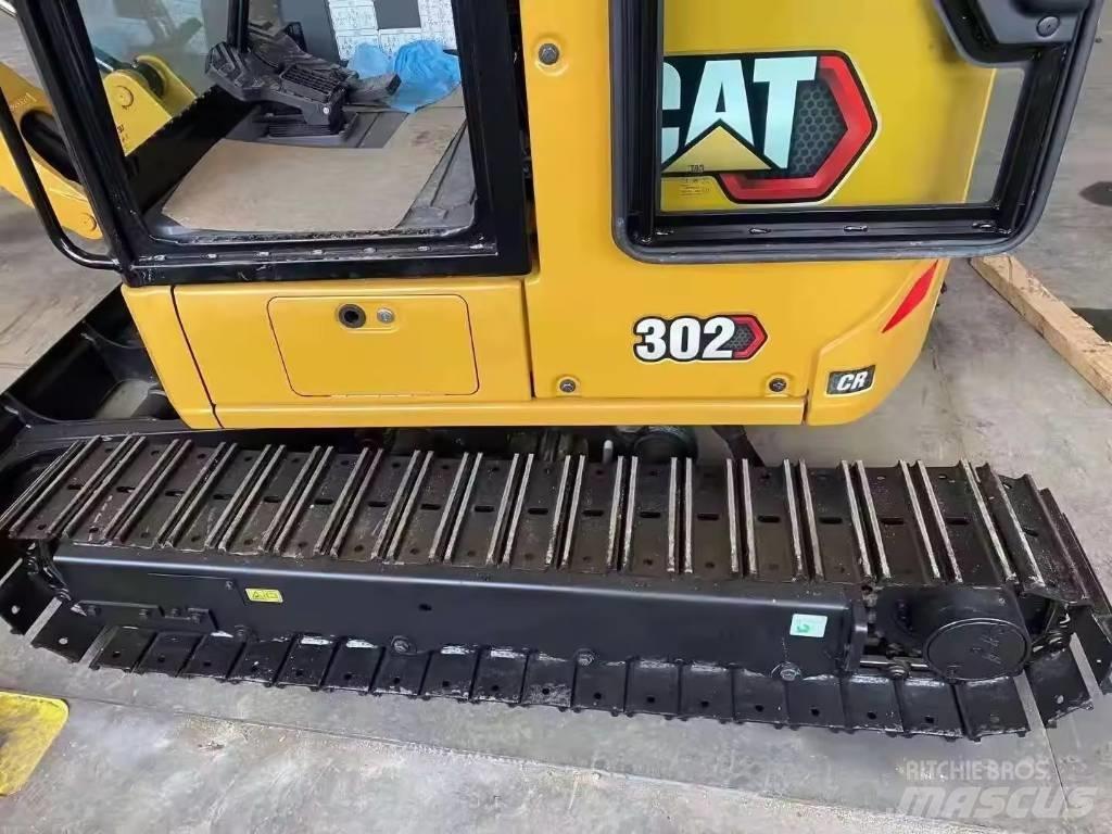 CAT 302 소형 굴삭기 7톤 미만