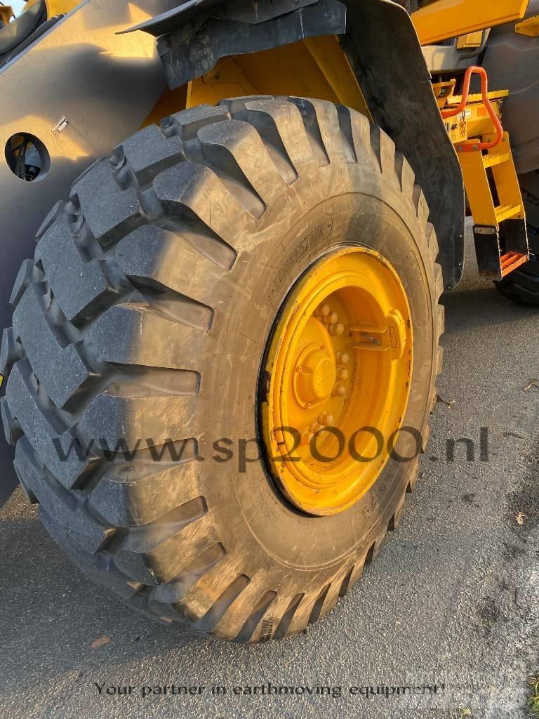 Volvo L 120 H  휠로우더