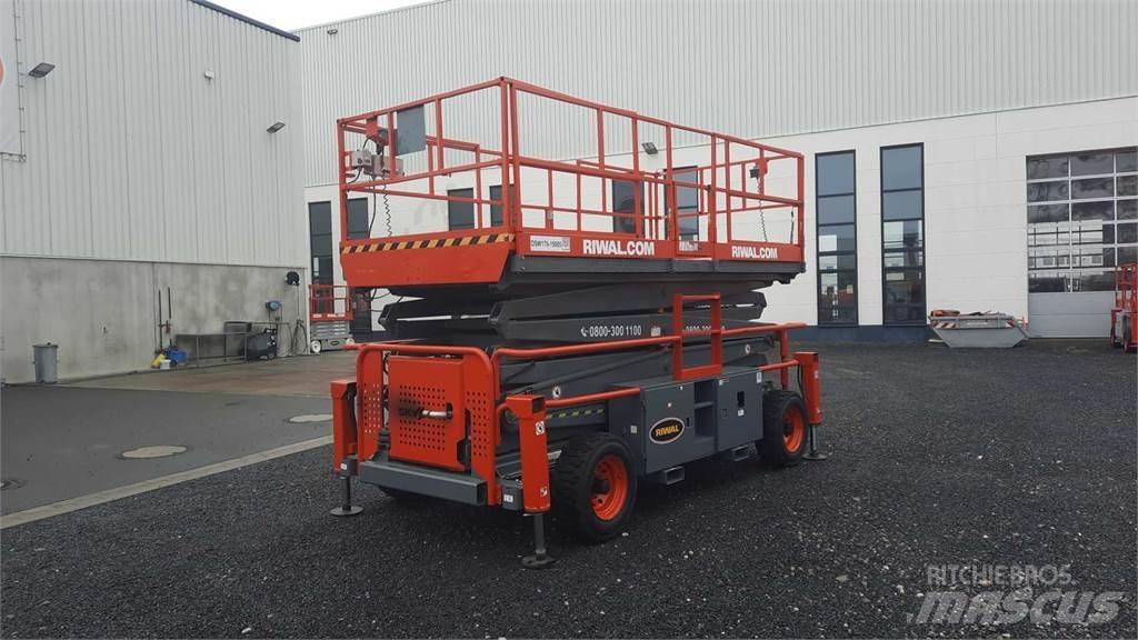 SkyJack 9250RT 가위형 리프트