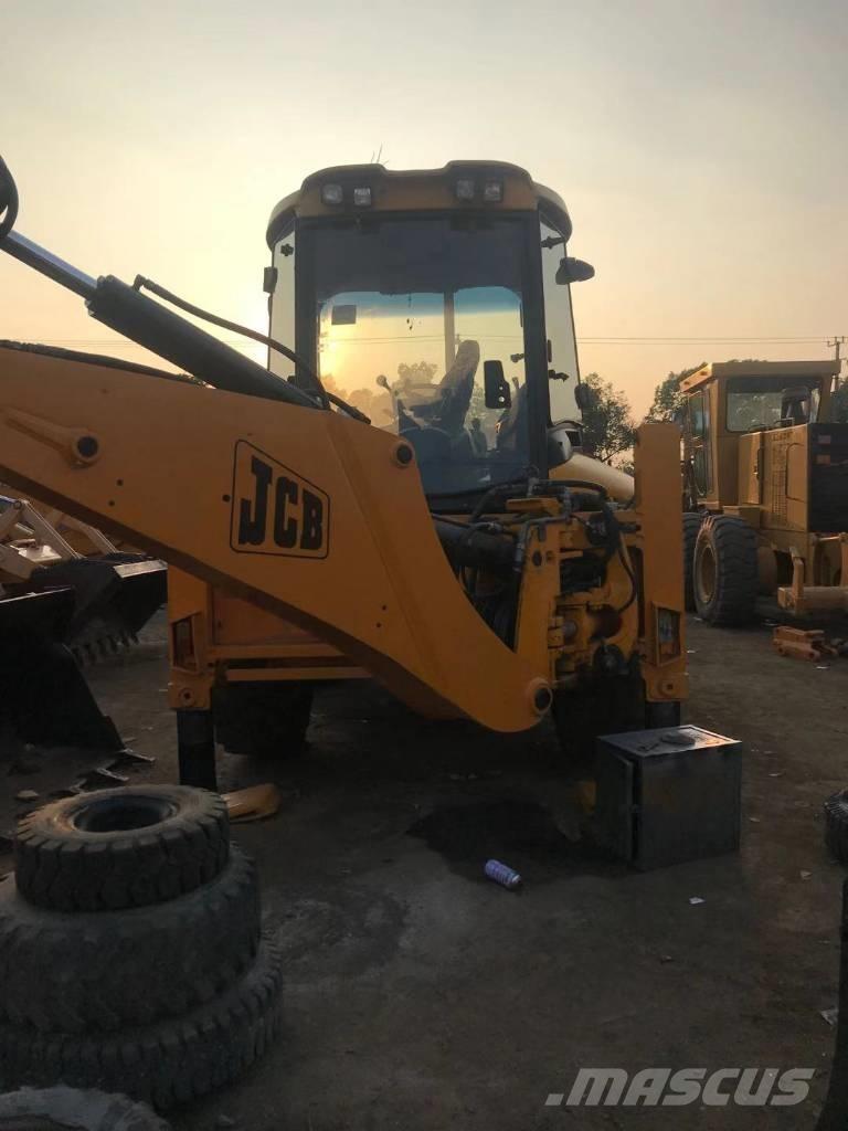 JCB 4CX 백호로더