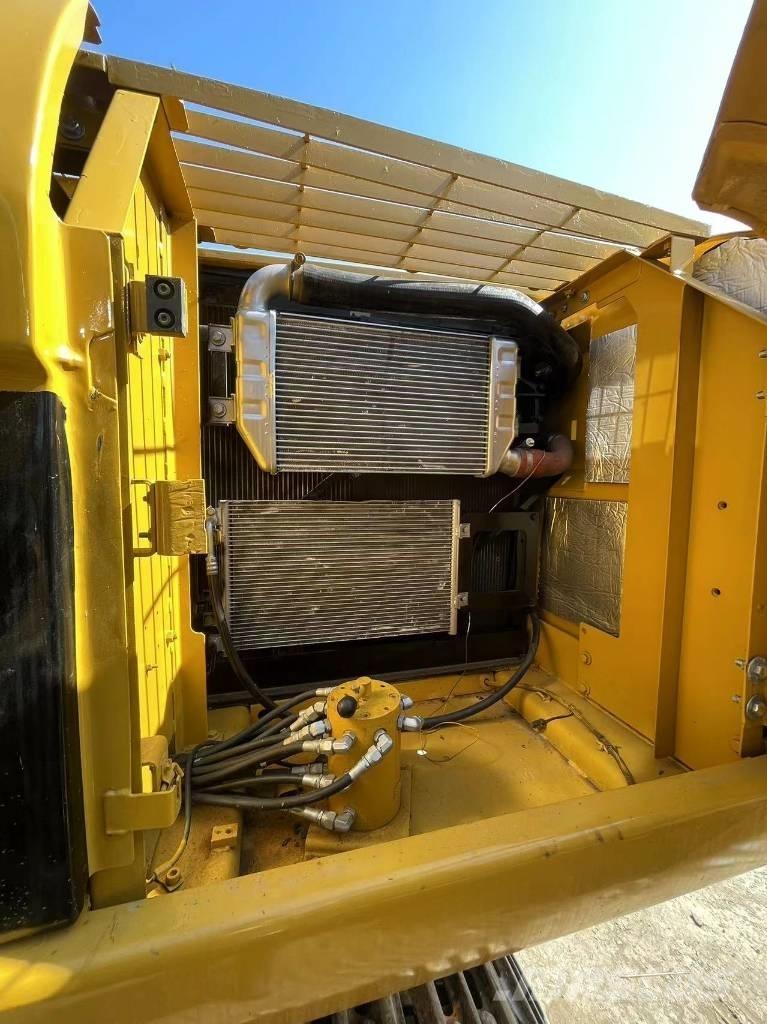 CAT 320 C 대형 굴삭기 29톤 이상