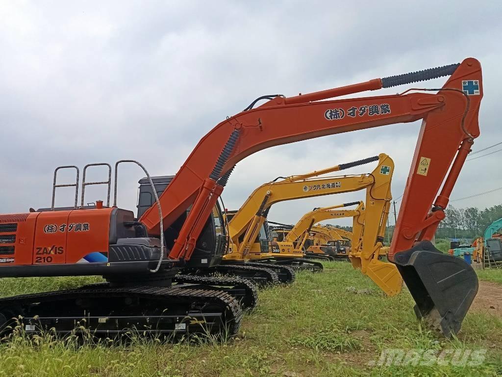 Hitachi ZX 210 대형 굴삭기 29톤 이상