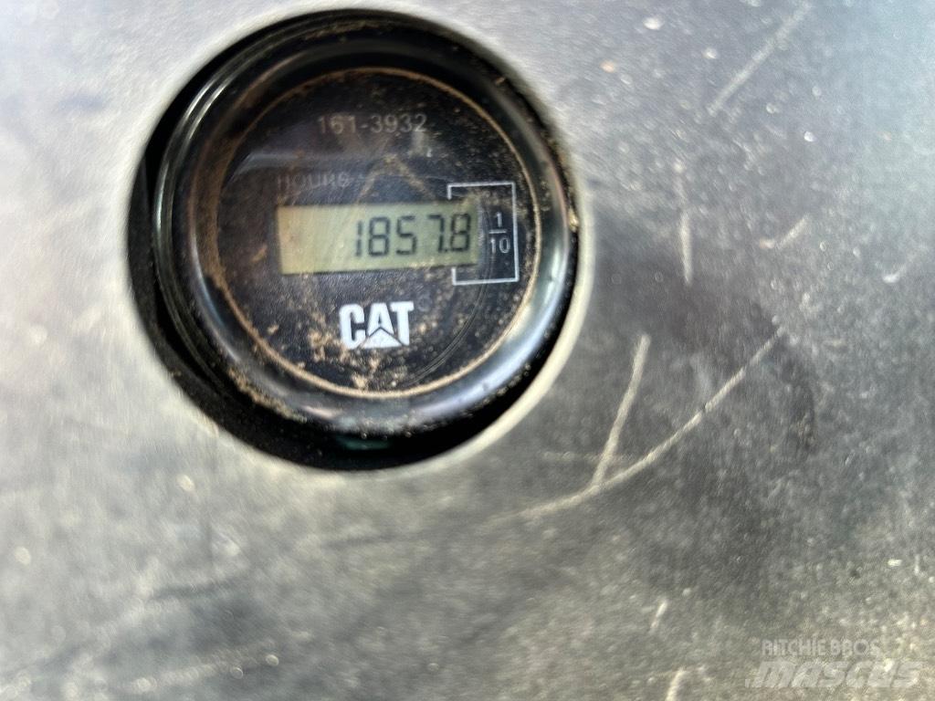 CAT 303.5 C 소형 굴삭기 7톤 미만