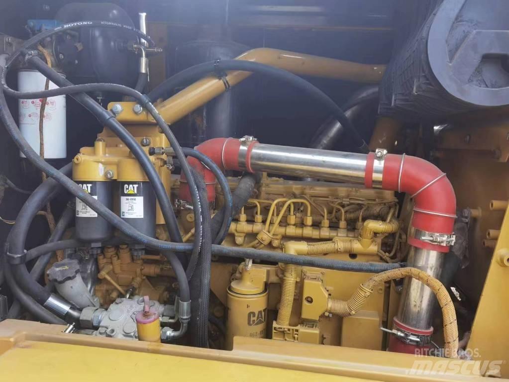 CAT 140 K 그레이더