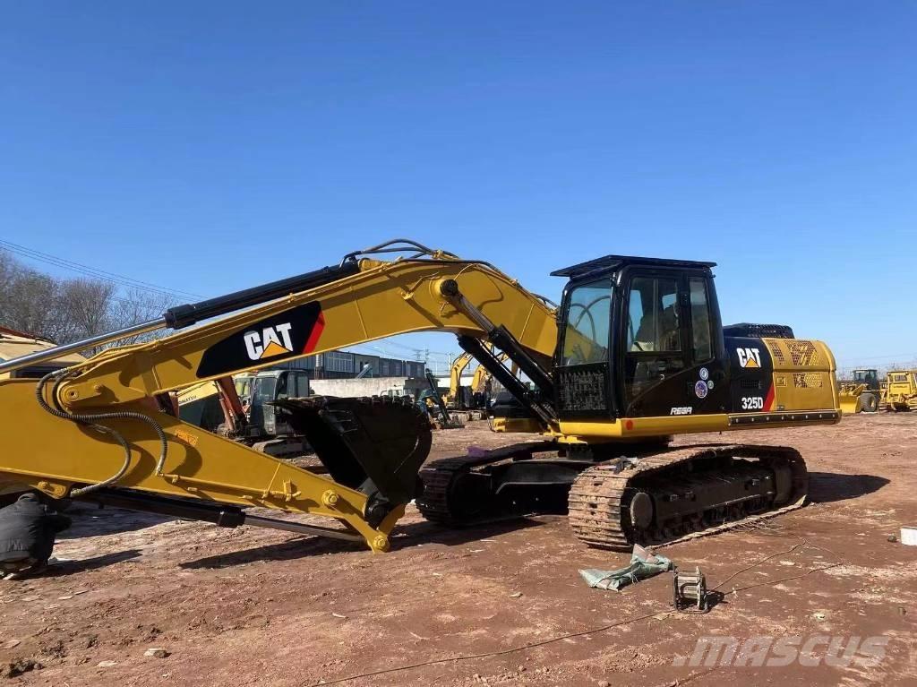 CAT 325 D 대형 굴삭기 29톤 이상