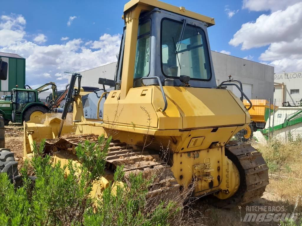Komatsu D 65 E 크롤러 도저