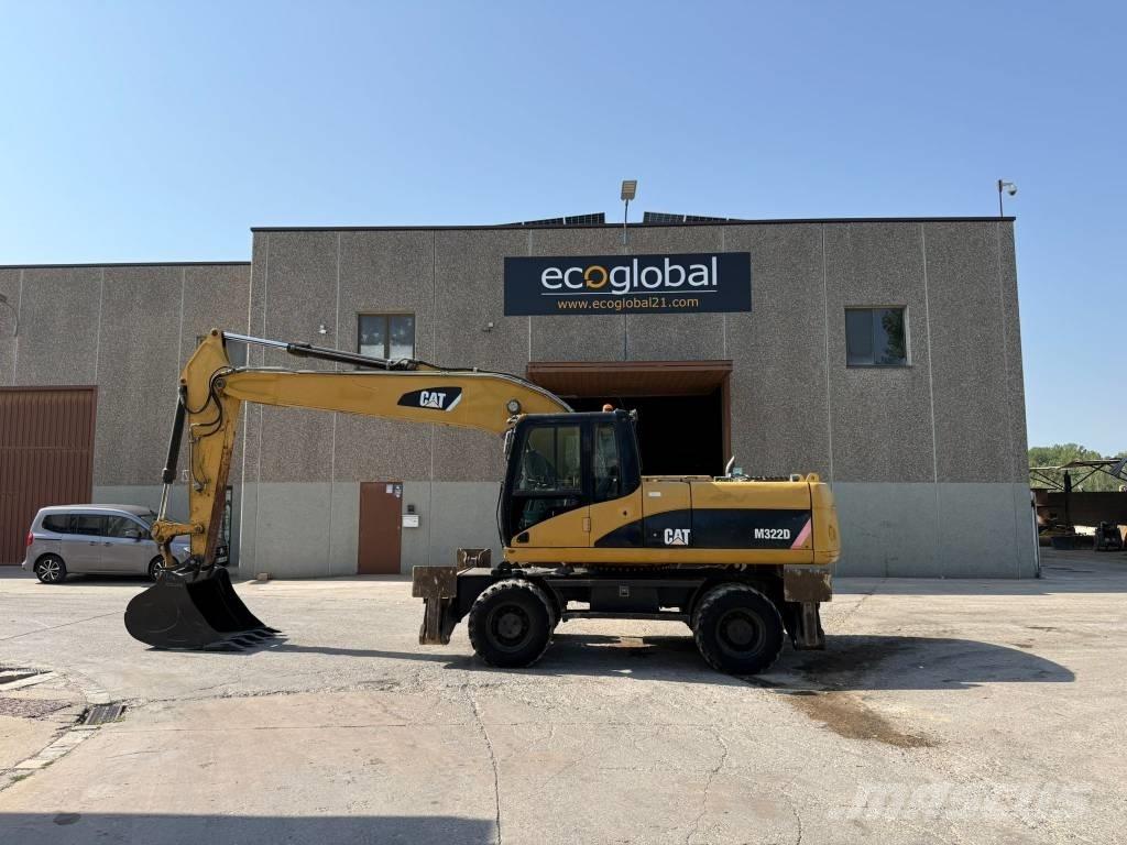 CAT M 322 D  휠 굴삭기