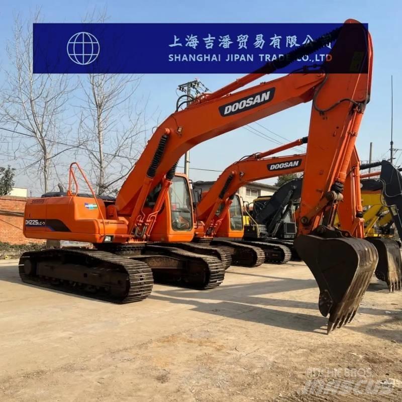 Doosan DH 225 LC-7 대형 굴삭기 29톤 이상