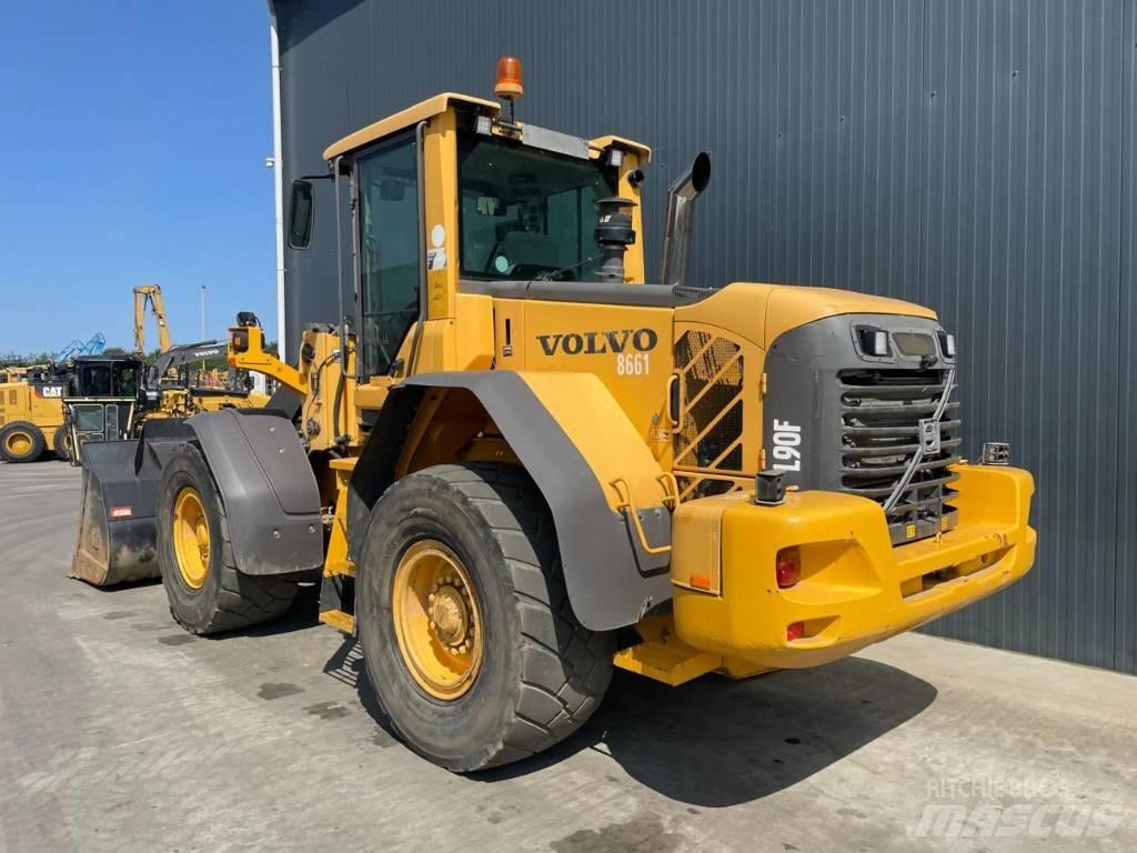 Volvo L90F - 3rd valve  휠로우더