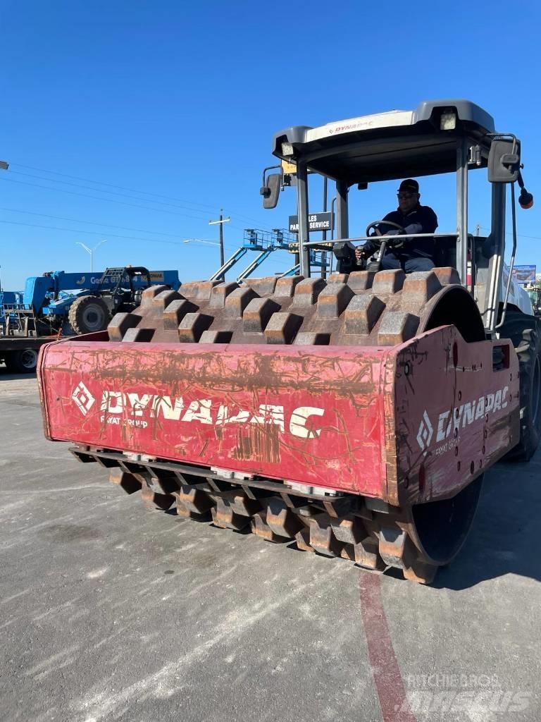 Dynapac CA 1500 D 싱글 드럼 롤러