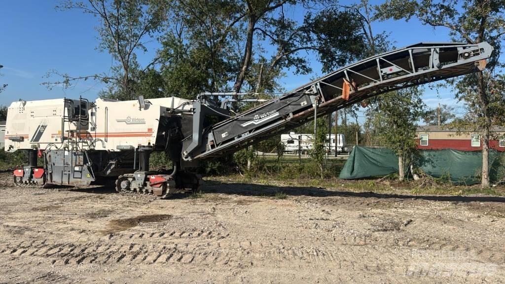 Wirtgen W2100 아스팔트 콜드 밀링 기계