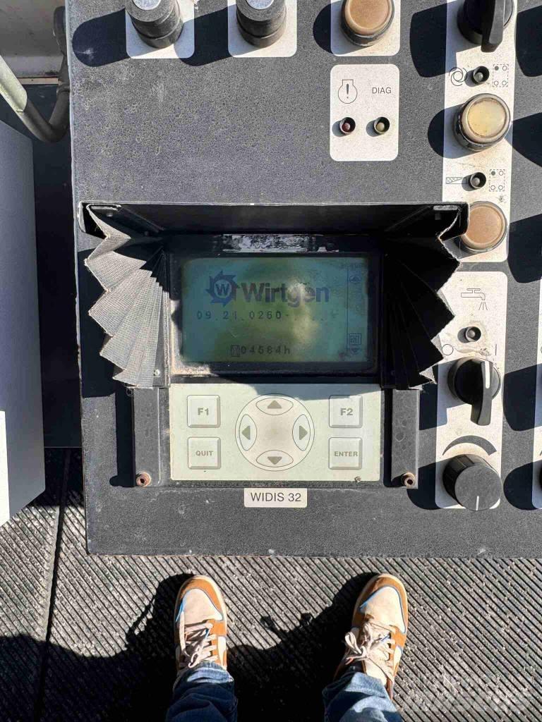 Wirtgen W2100 아스팔트 콜드 밀링 기계