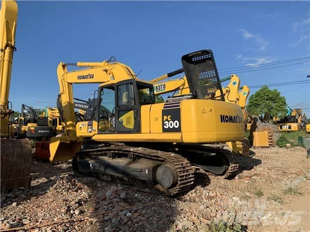 Komatsu PC300-7 대형 굴삭기 29톤 이상