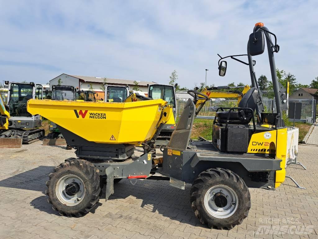 Wacker Neuson DW20 건설현장 덤프트럭