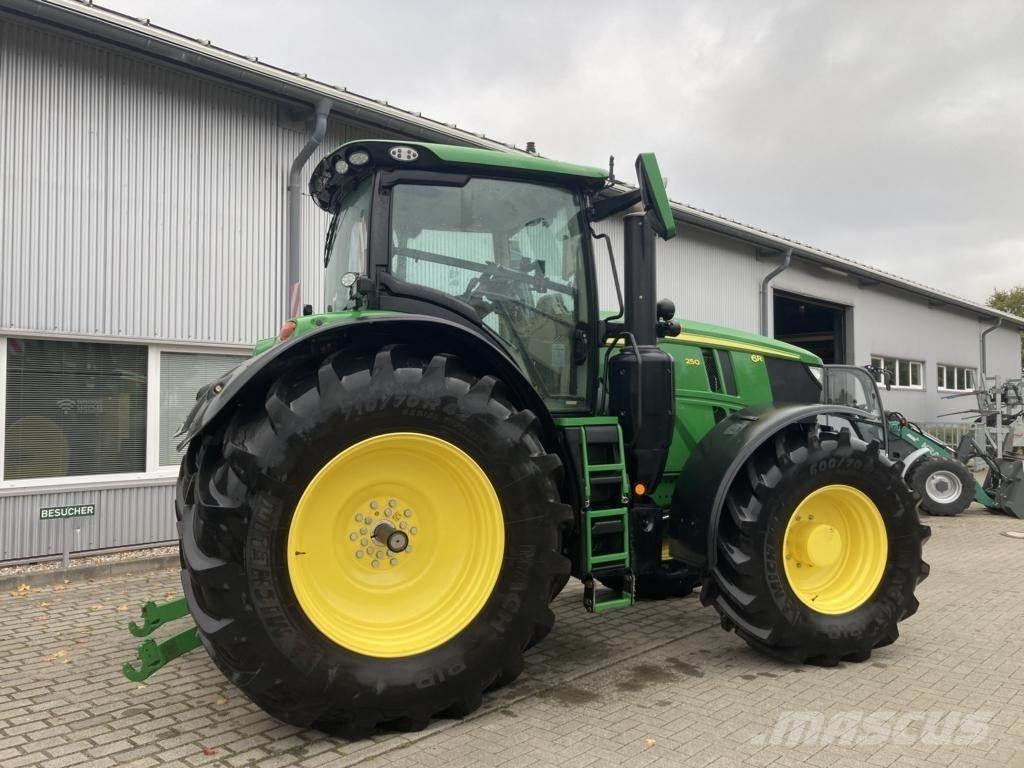 John Deere 6R250 트랙터