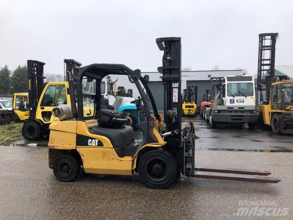 CAT GP35N LPG 지게차