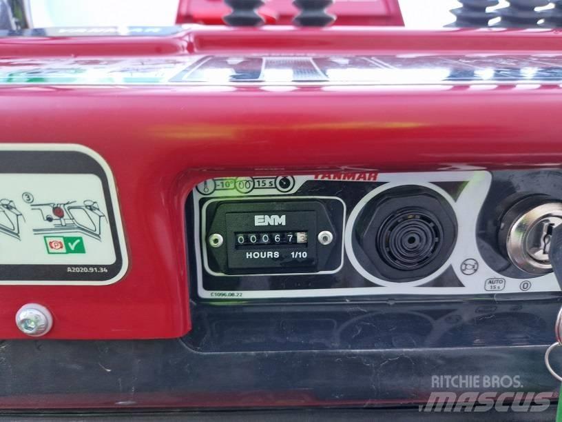 Yanmar C 08 건설현장 덤프트럭