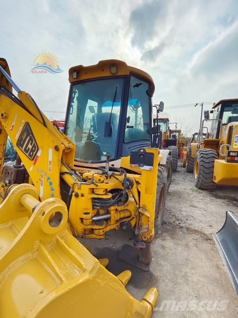 JCB 4CX 백호로더