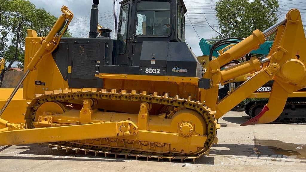 Shantui SD 32 D 크롤러 도저