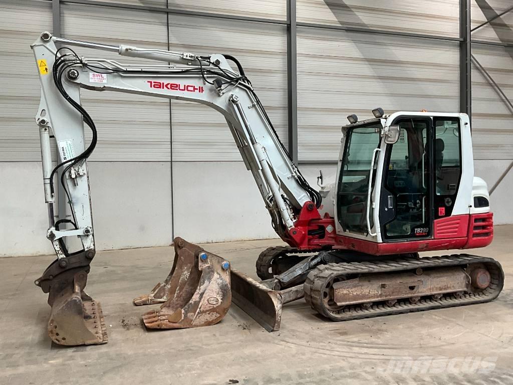 Takeuchi TB 290 중형굴삭기 7톤-28톤