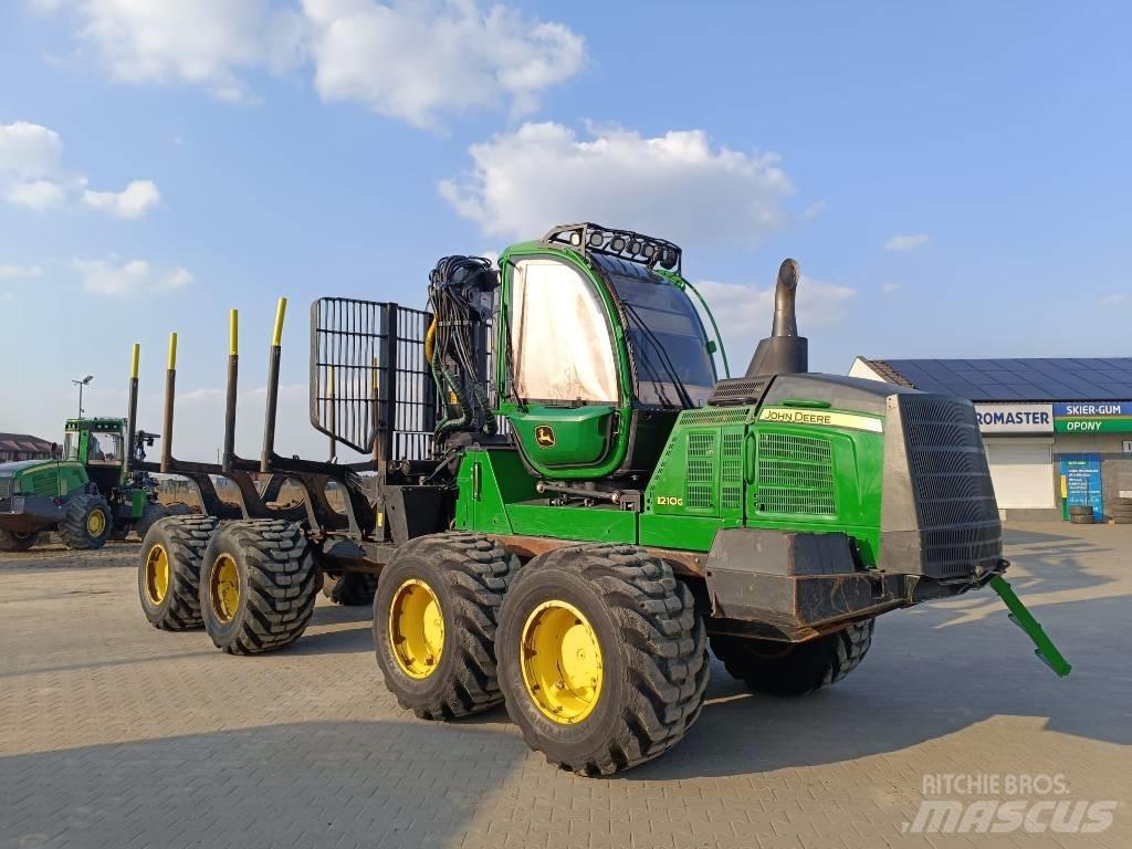 John Deere 1210 G 원목 포워더