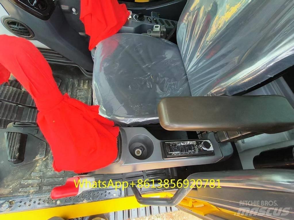 Komatsu PC 240-8 중형굴삭기 7톤-28톤