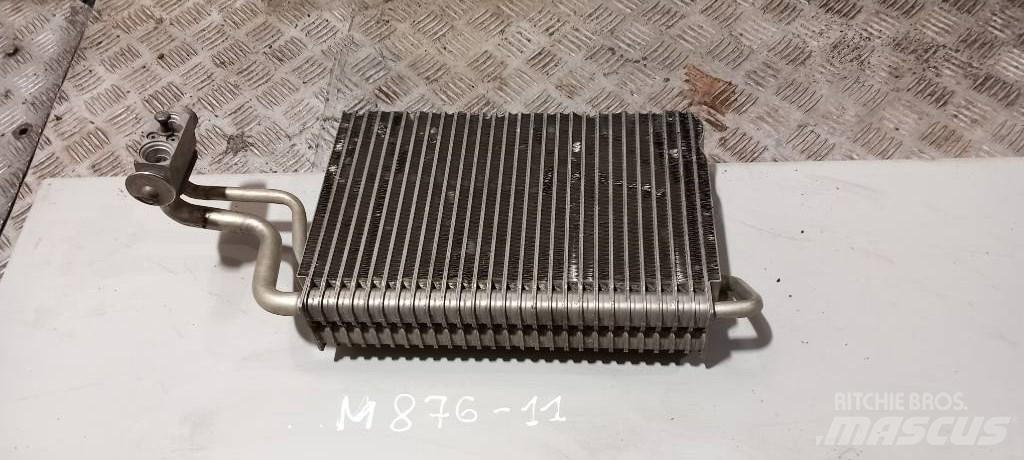 MAN TGL.     81619206036 라디에이터