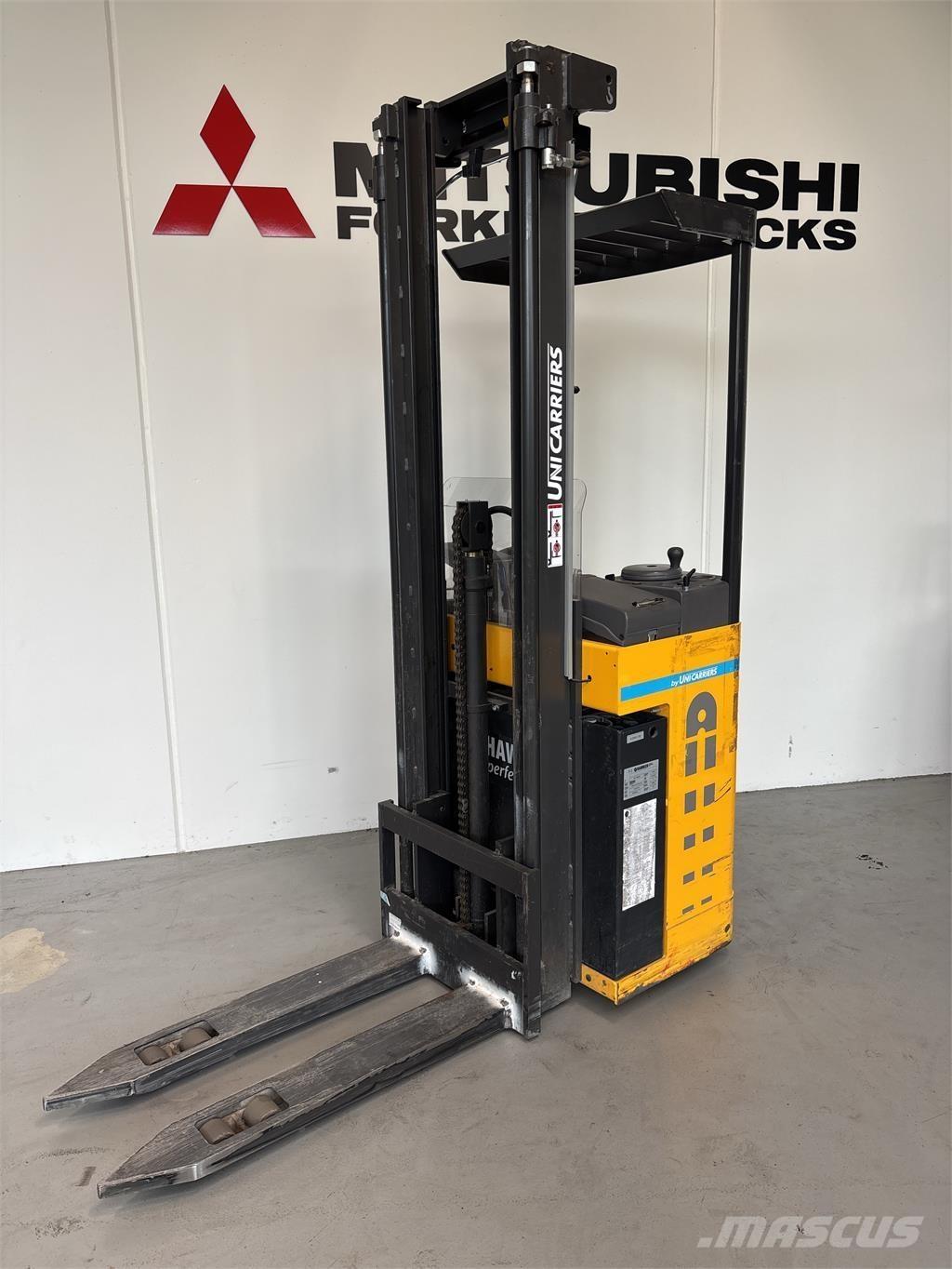 Atlet A160 보행식 리치 지게차