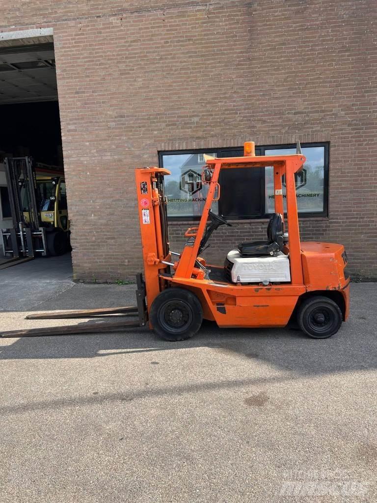 Toyota 02-4FD25 디젤 지게차