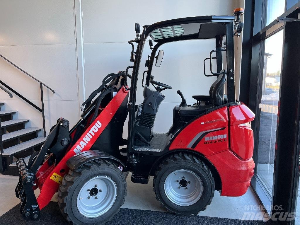 Manitou MLA 2-25 H 다목적 로더