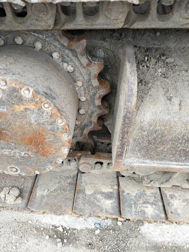 Volvo EC 210 C 대형 굴삭기 29톤 이상