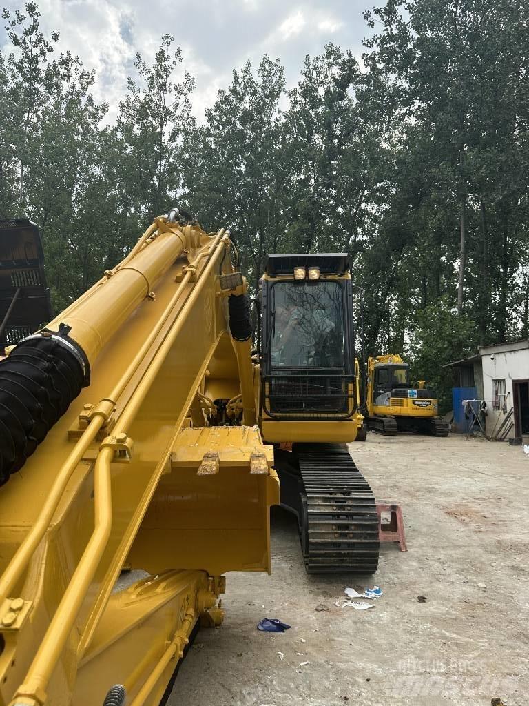 CAT 312D 대형 굴삭기 29톤 이상