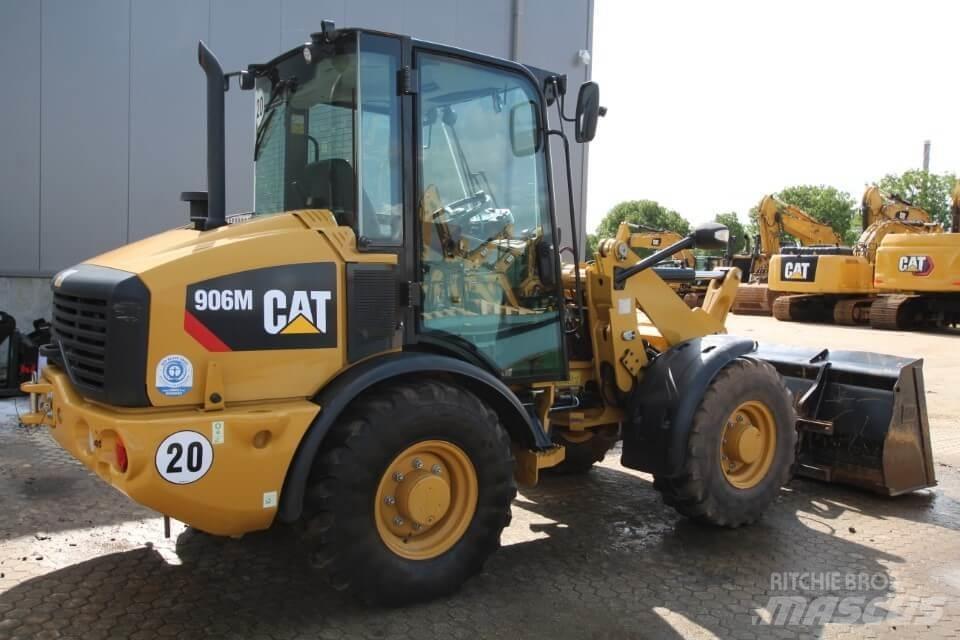 CAT 906M  휠로우더