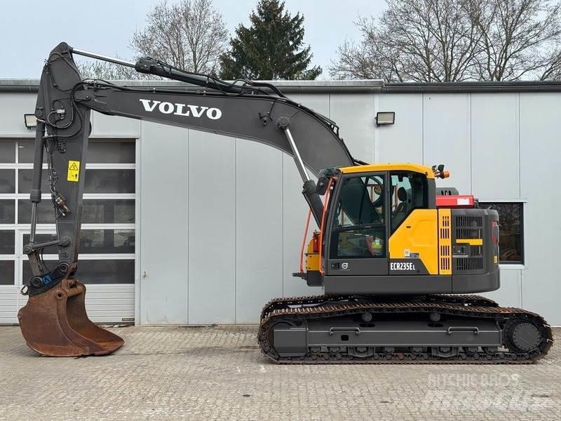 Volvo ECR 235 EL 대형 굴삭기 29톤 이상