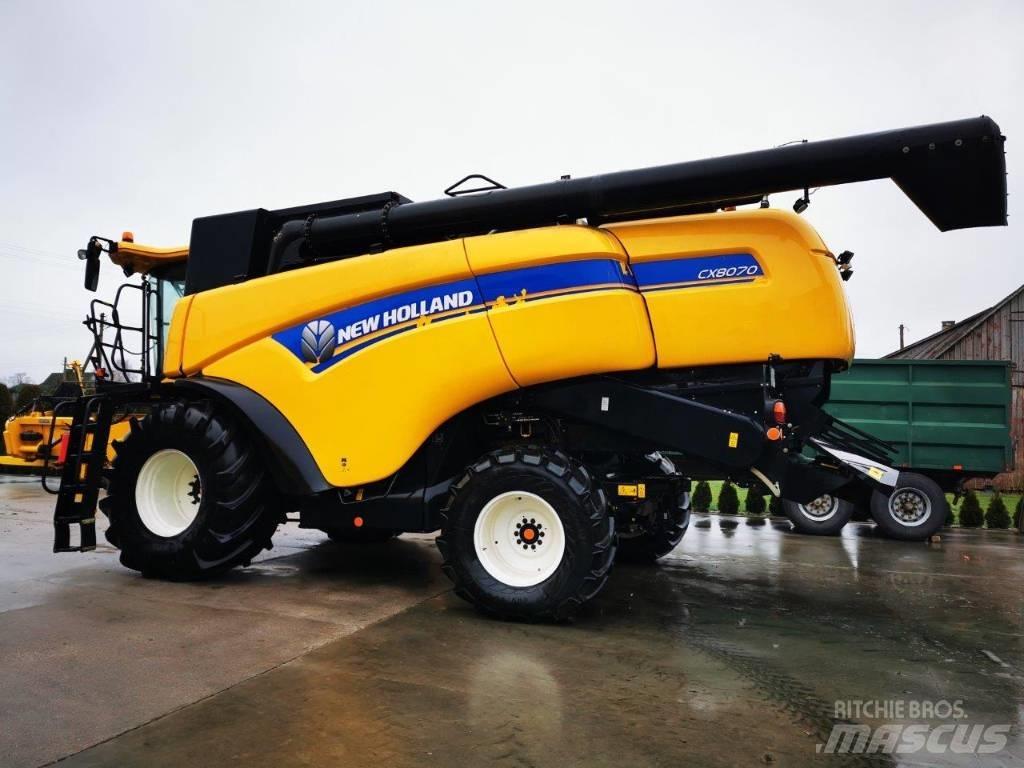 New Holland CX8070 콤바인 수확기